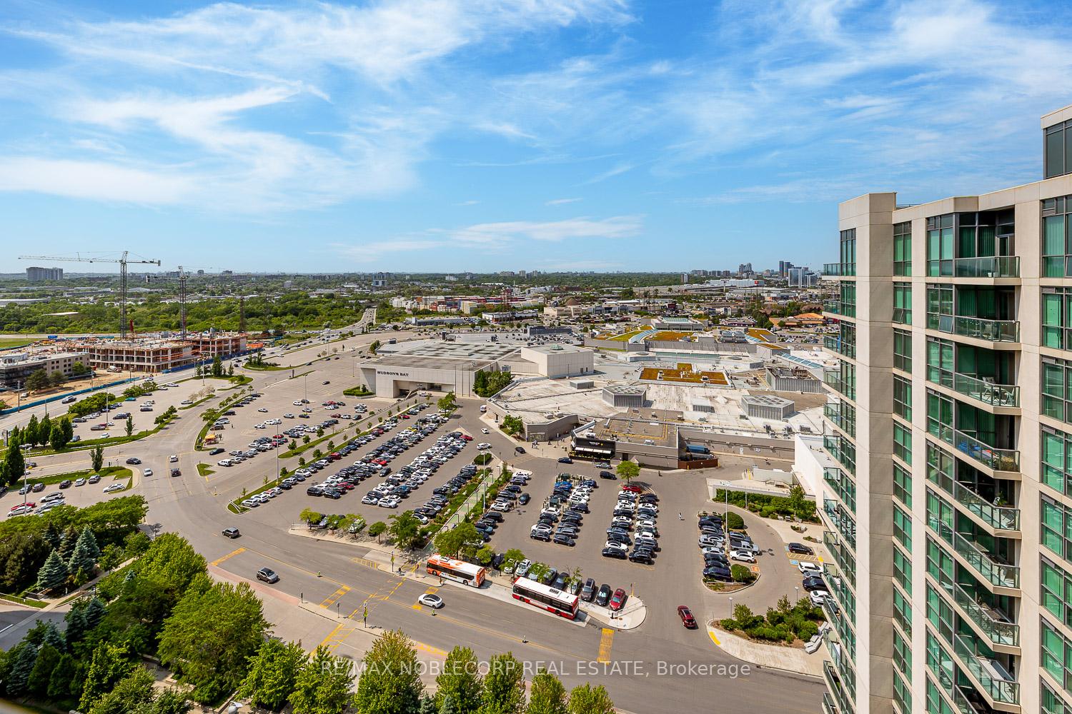2 Bedrooms Condo at 215 Sherway Gardens, Toronto For sale
