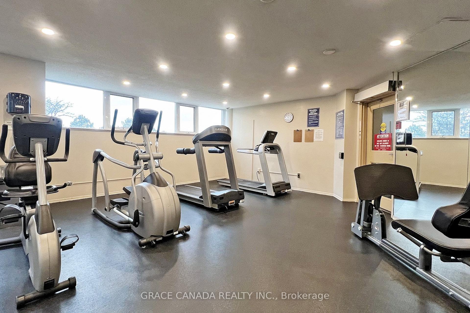 2 Bedrooms Condo at 10 Dean Park, Toronto For sale
