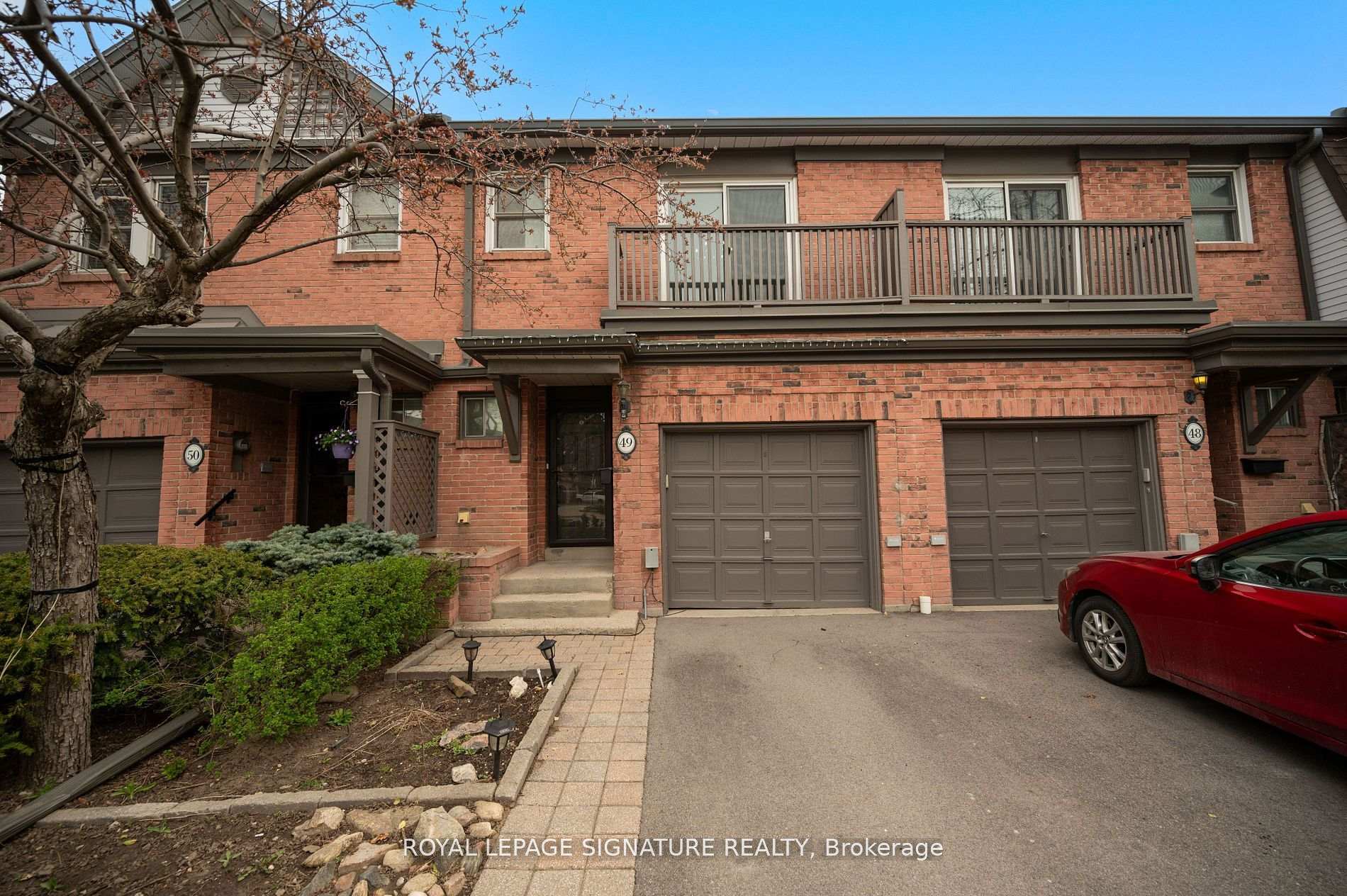 2 Bedrooms Condo at 385 The East Mall, Toronto For sale