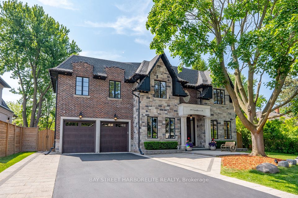 391 Sandhurst