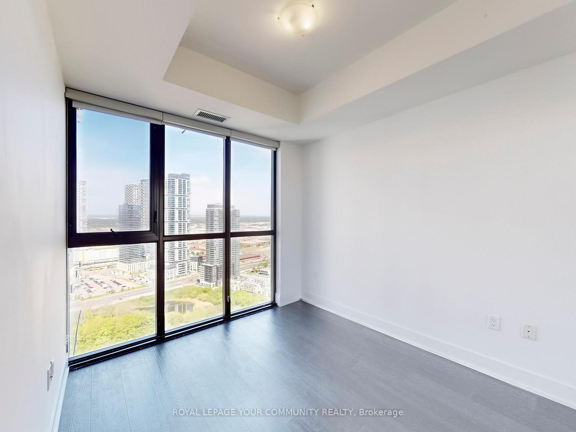 2 Bedrooms Condo at 2908 Highway 7, Vaughan For sale