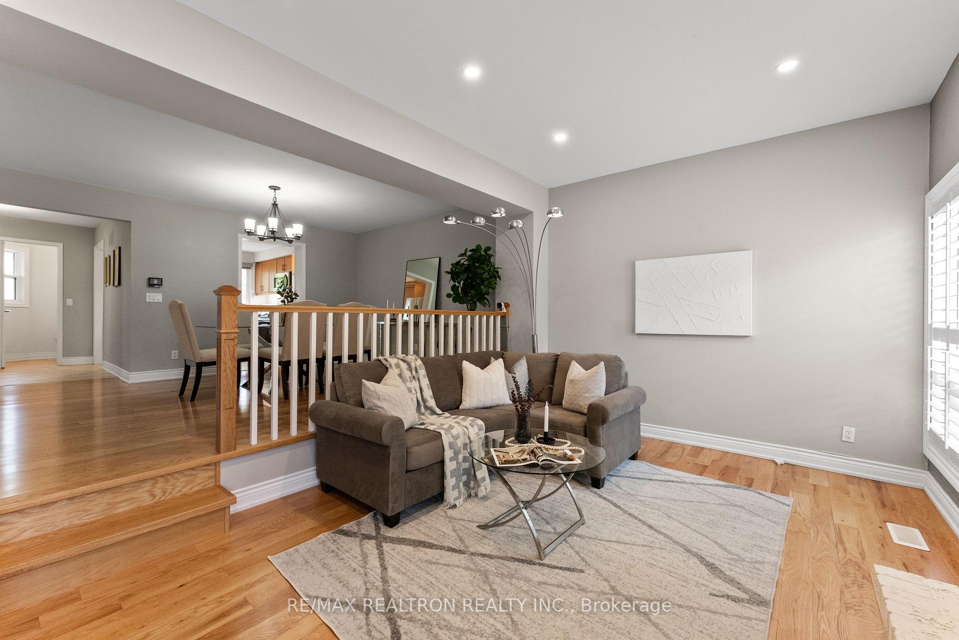 4 Bedrooms Condo at 316 Torresdale, Toronto For sale