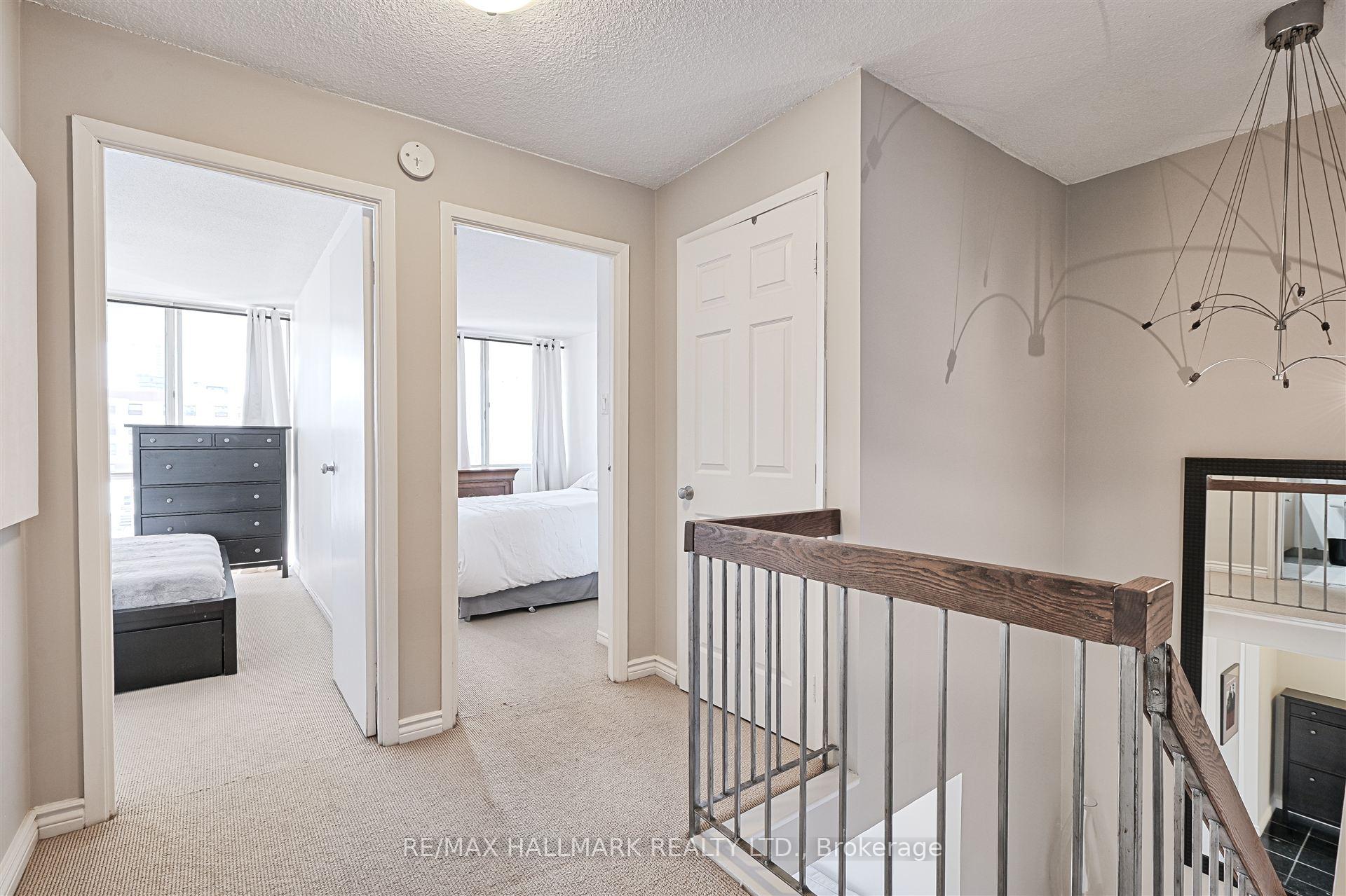 2 Bedrooms Condo at 86 Gerrard, Toronto For sale