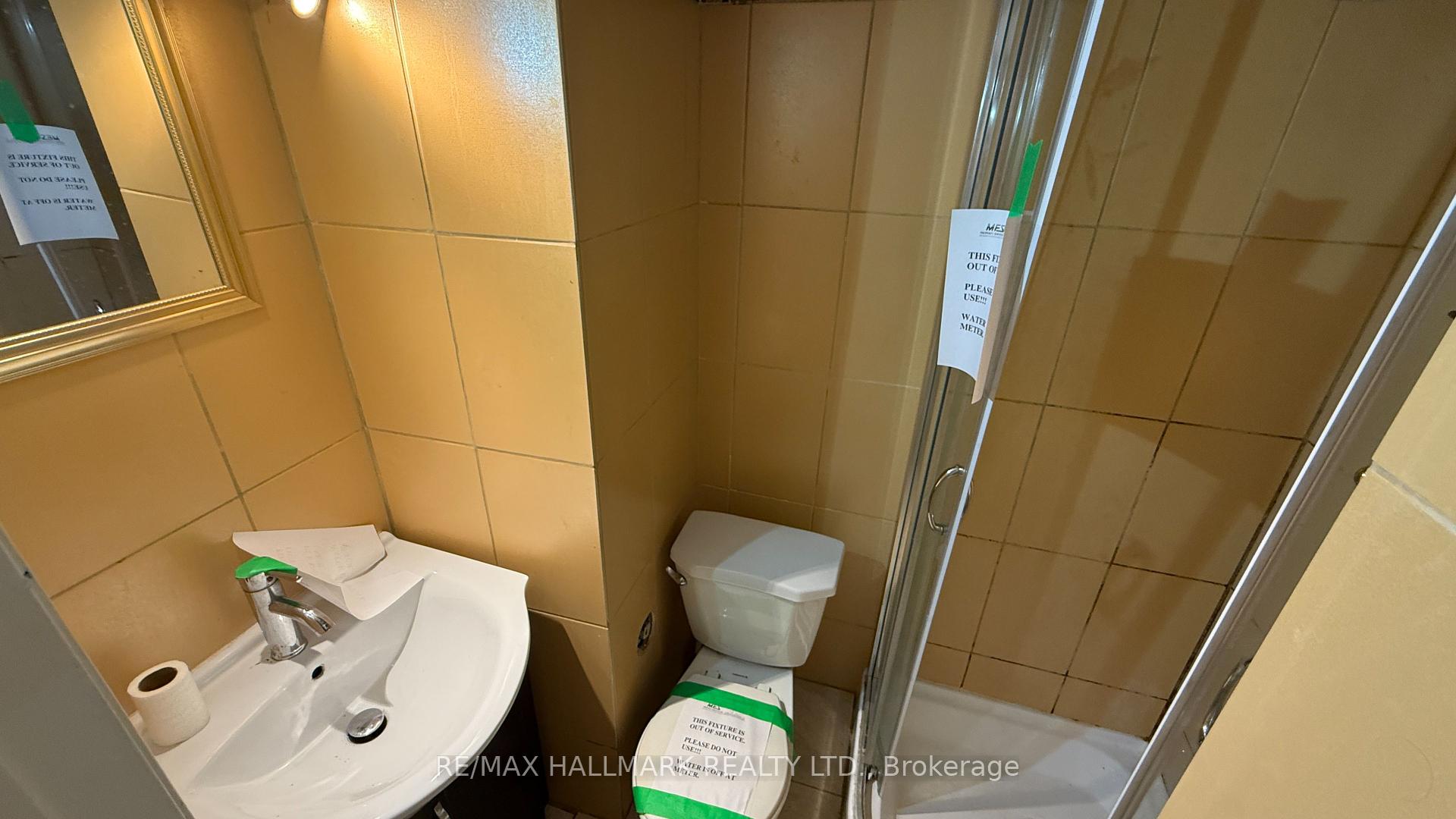 4 Bedrooms Condo at 3600 Morning Star, Mississauga For sale