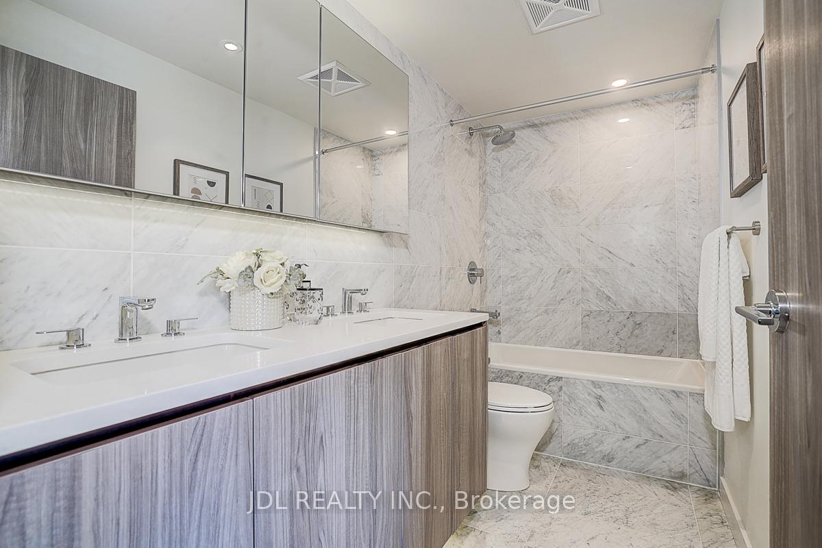 3 Bedrooms Condo at 95 Mcmahon, Toronto For sale