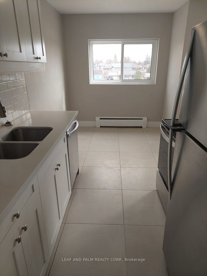 #12 - 591 12th Street, Hanover, ON N4N 1W5