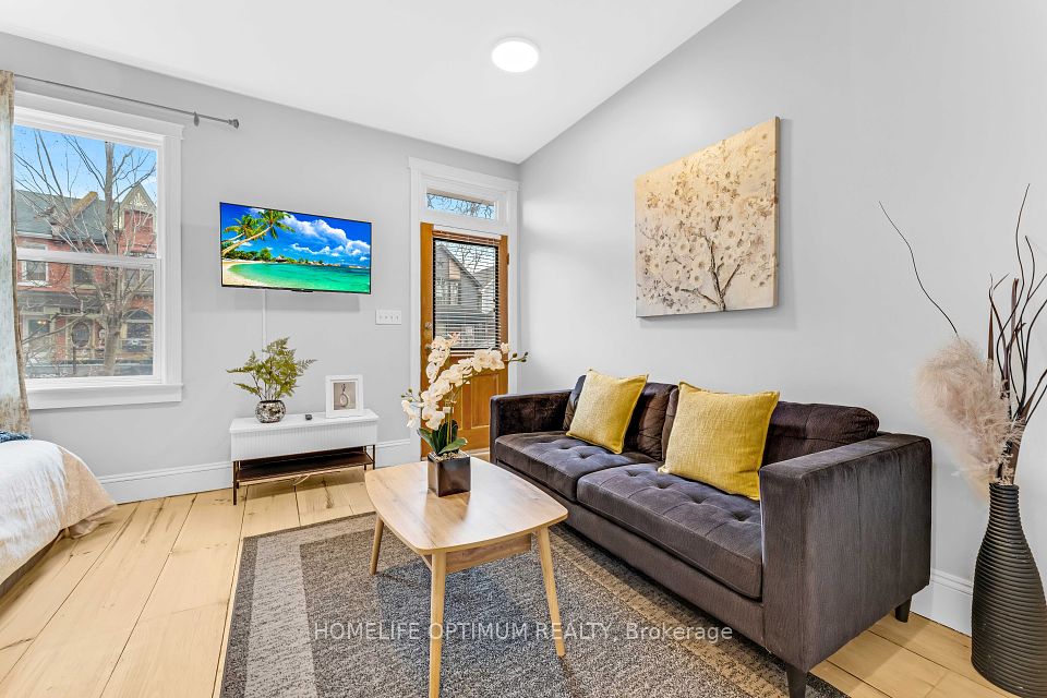 78 Ferrie Street, Hamilton, ON L8L 1C9