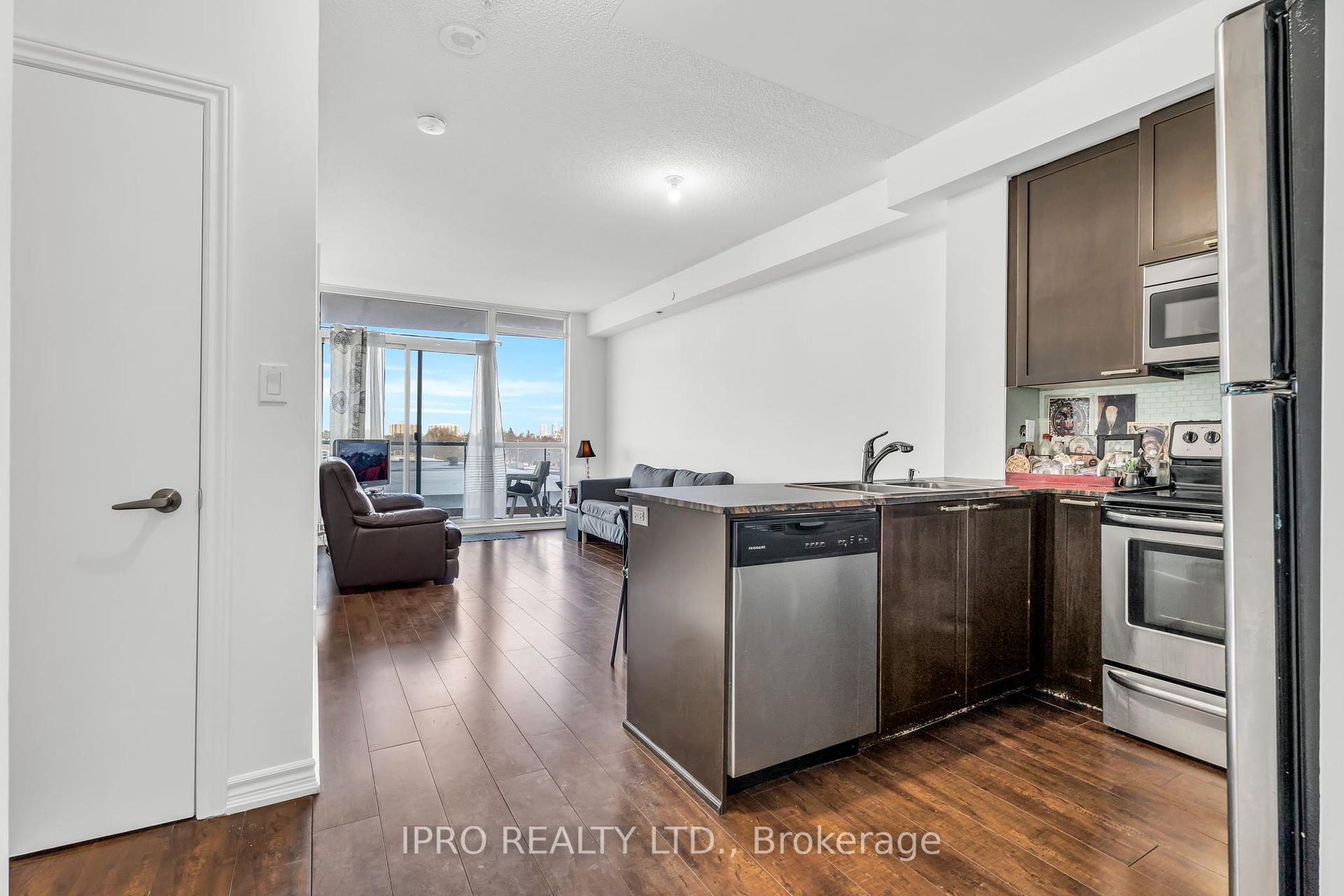 1 Bedroom Condo at 1328 Birchmount,  Toronto For sale