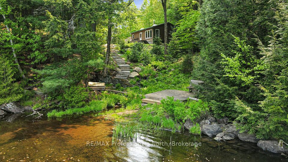 1178 Hummingbird Road