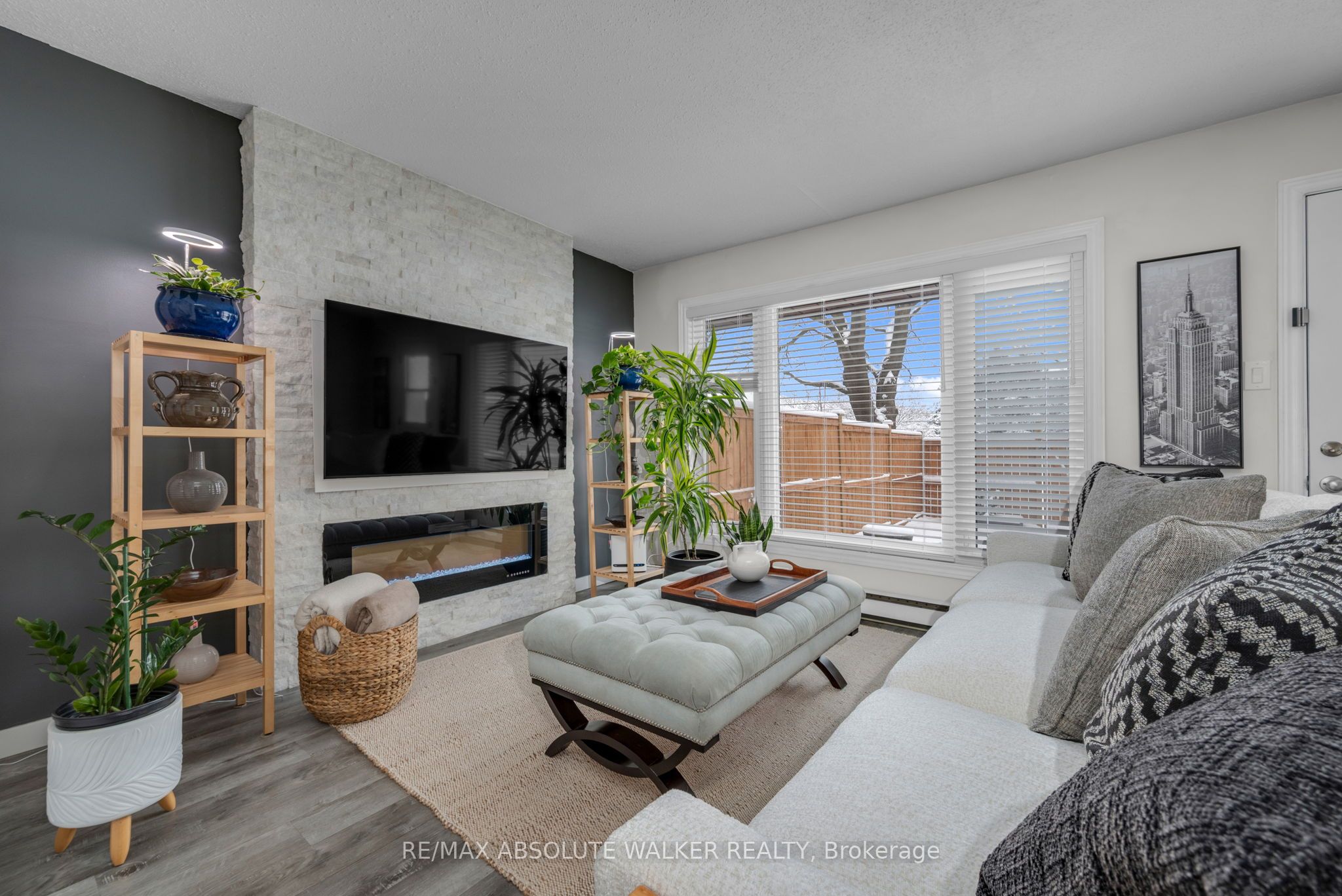 1300 Alness Court, #14