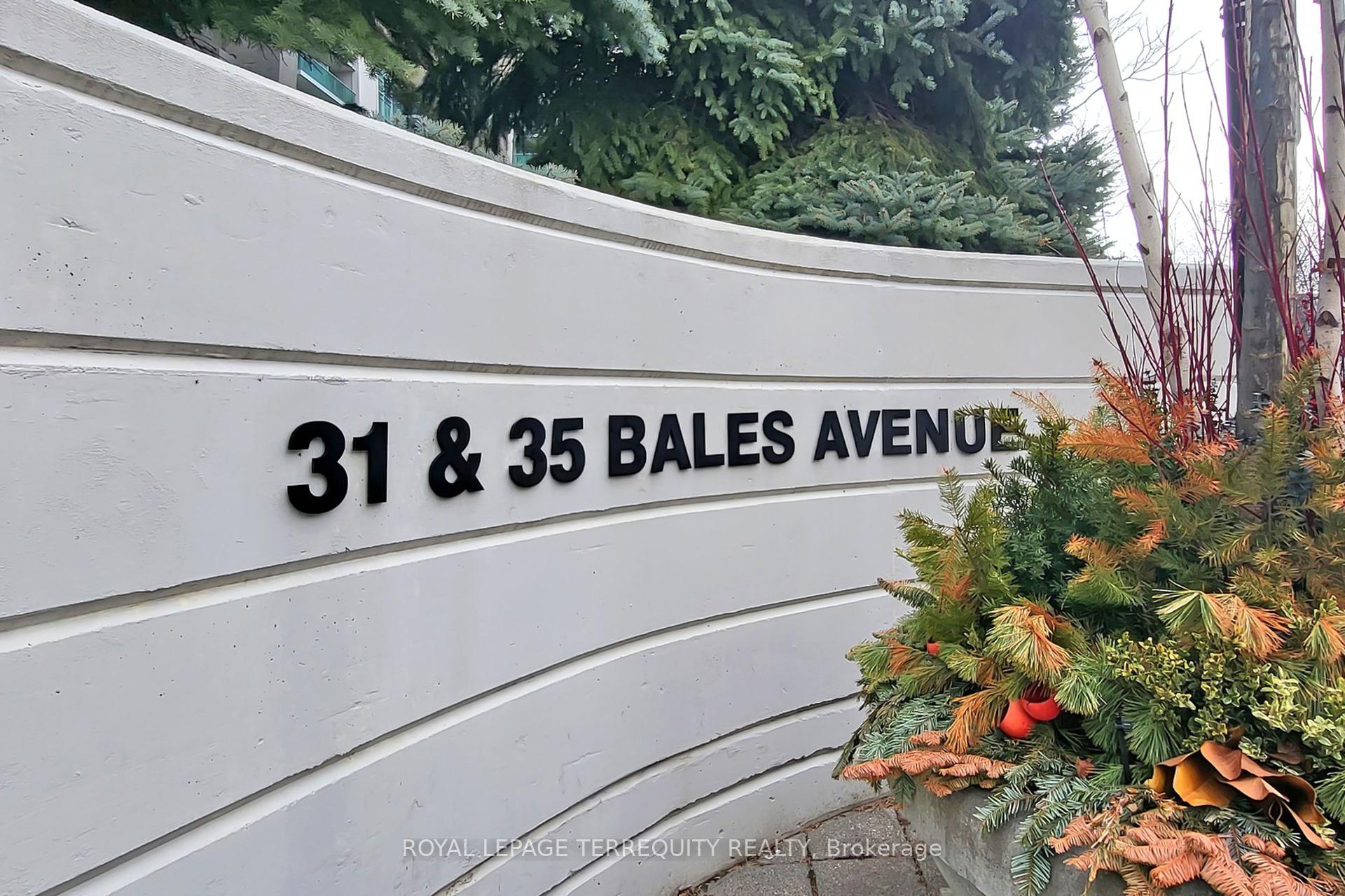 2 Bedrooms Condo at 35 Bales, Toronto For sale