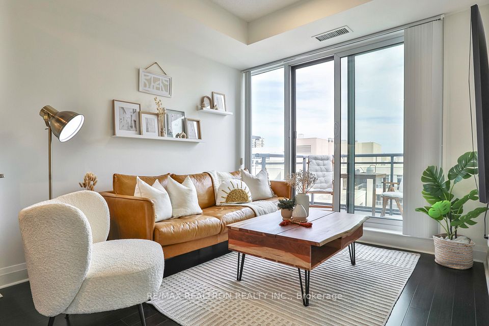 17 Kenaston