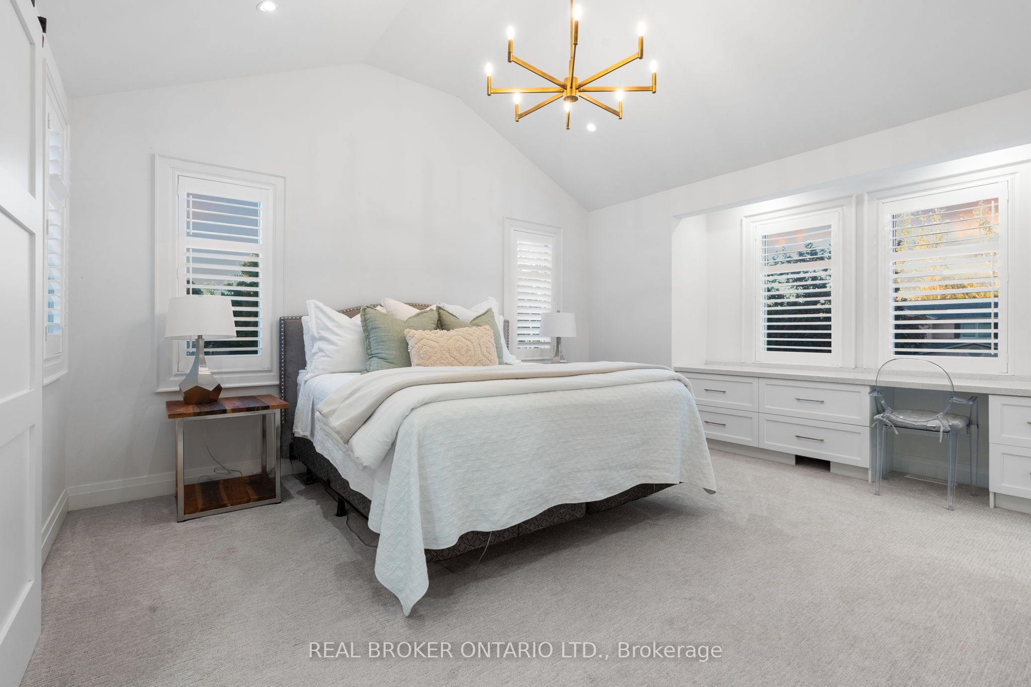 3 Oak Ridge Court