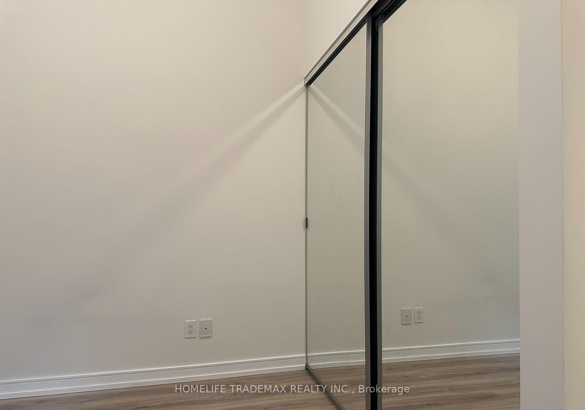 2 Bedrooms Condo at 88 Scott,  Toronto For sale