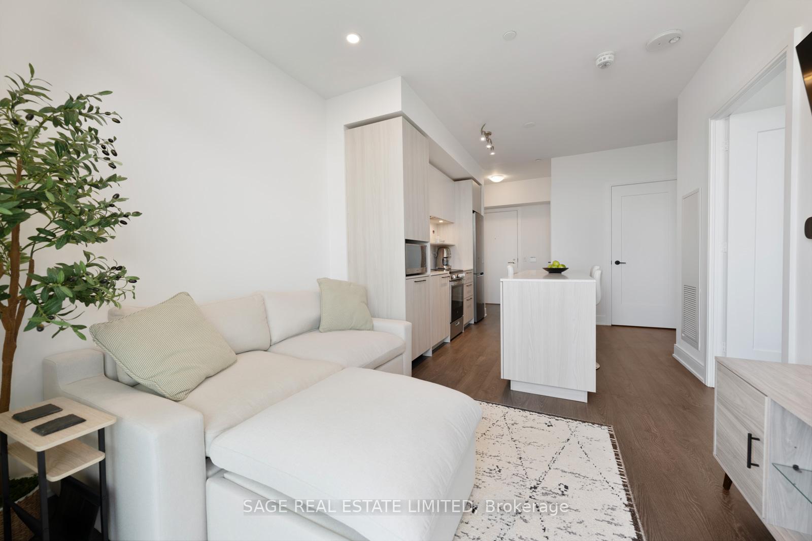 1 Bedroom Condo at 70 Annie Craig, Toronto For sale