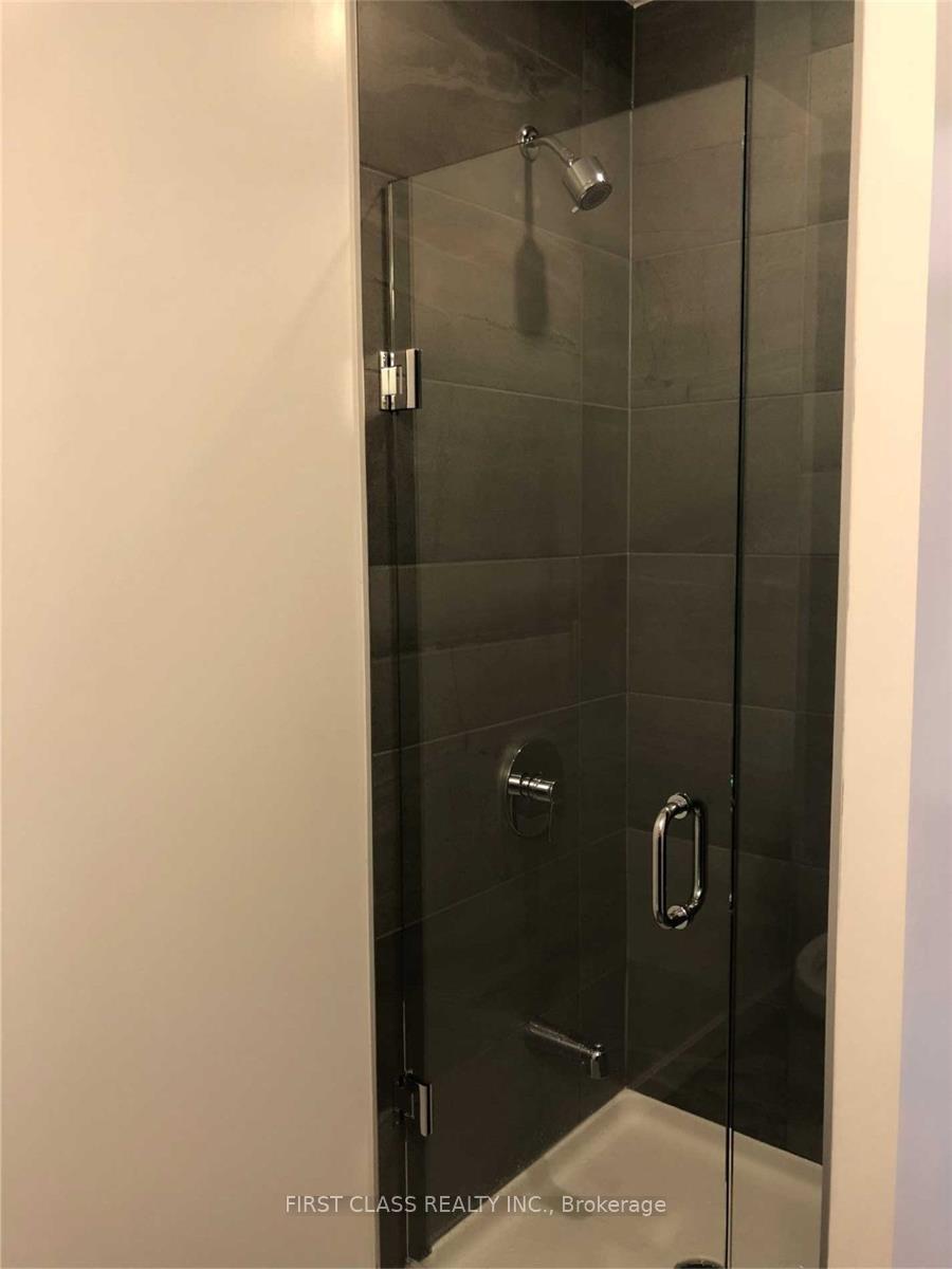2 Bedrooms Condo at 56 Forest Manor,  Toronto For sale