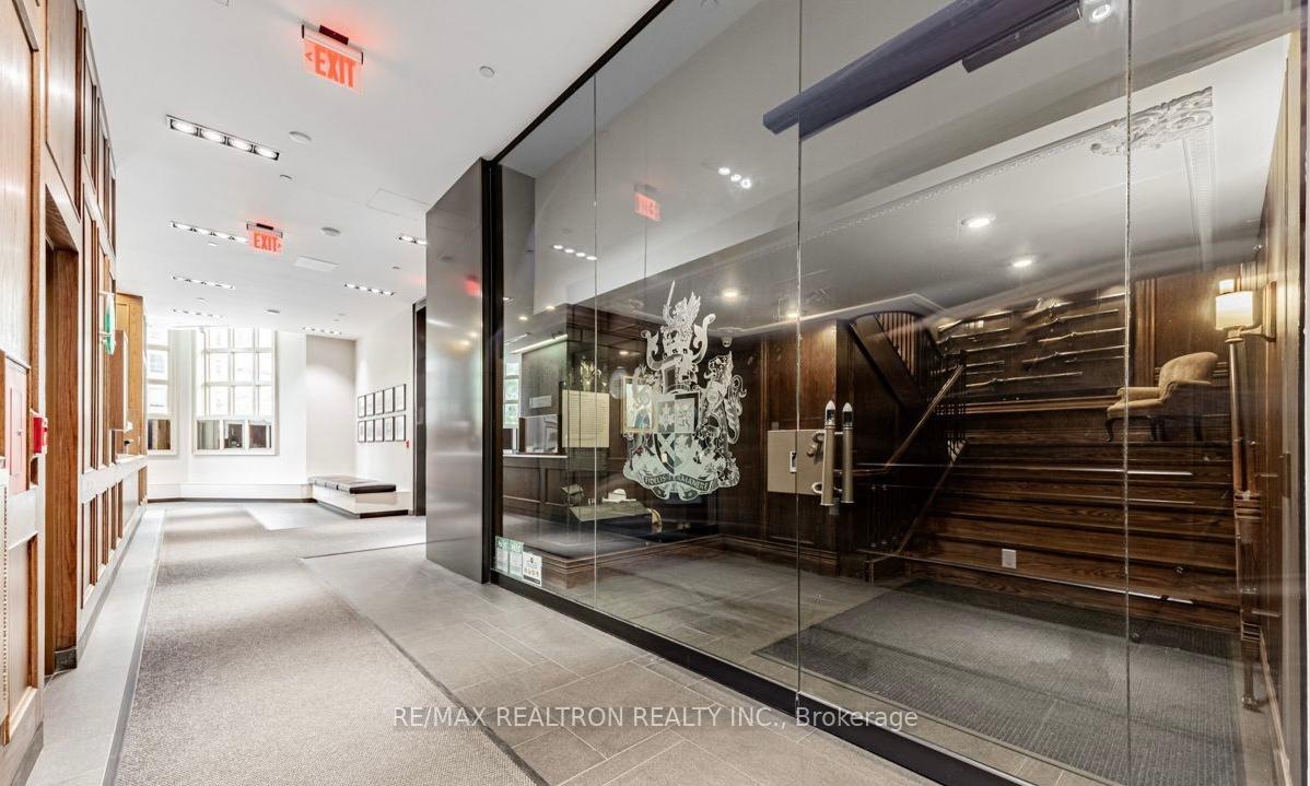 1 Bedroom Condo at 426 University, Toronto For sale