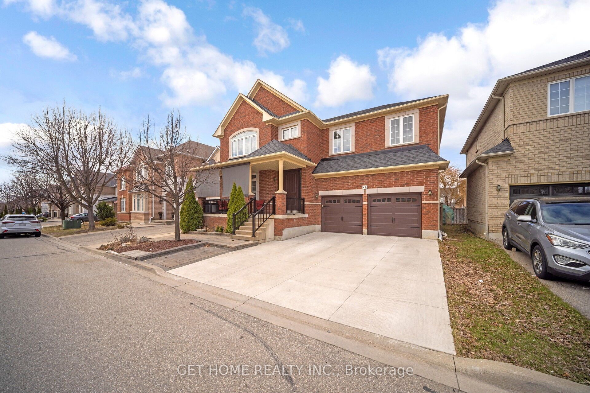76 Cetona Avenue