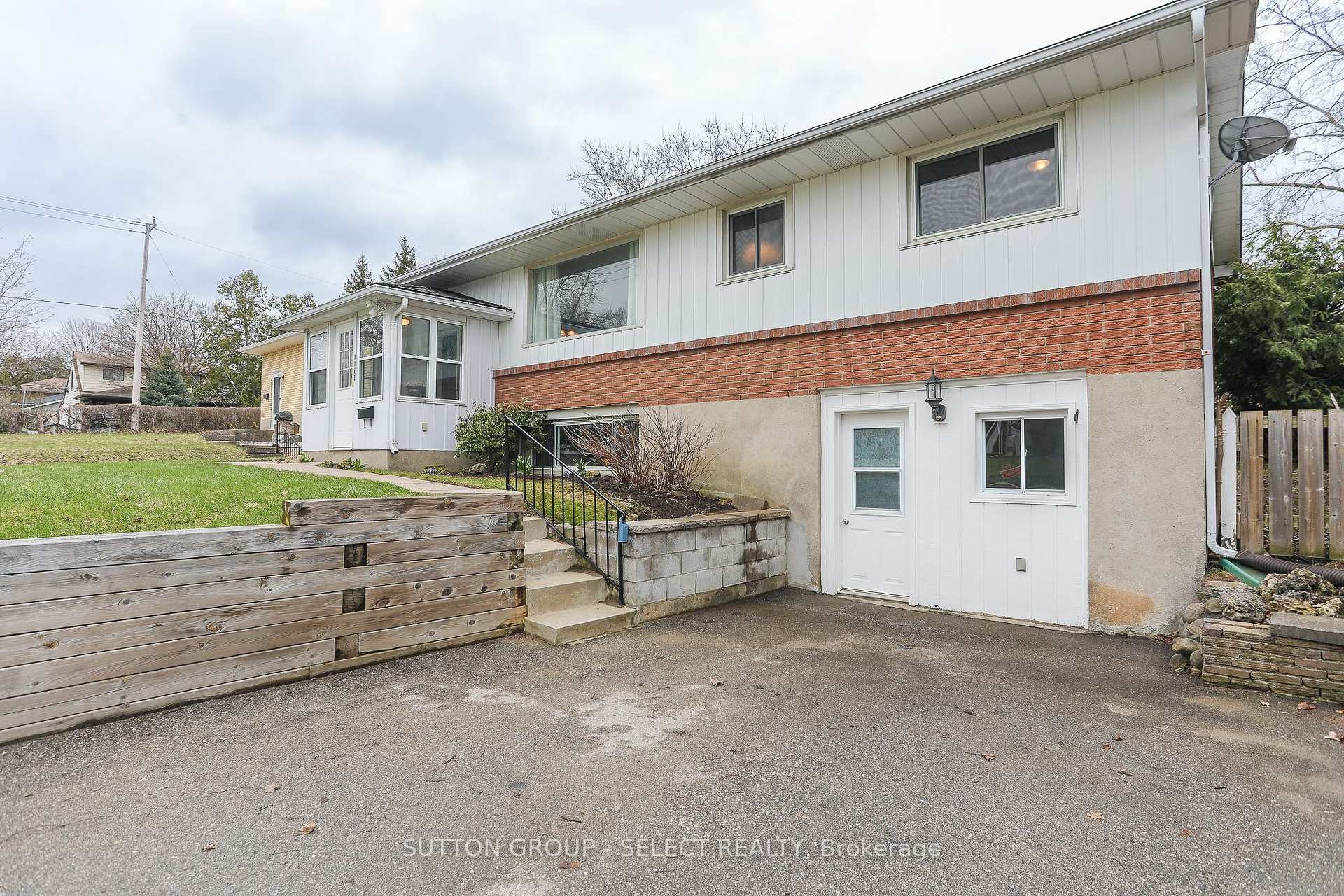 1165 Melsandra Avenue, London East, ON N5Y 4N8