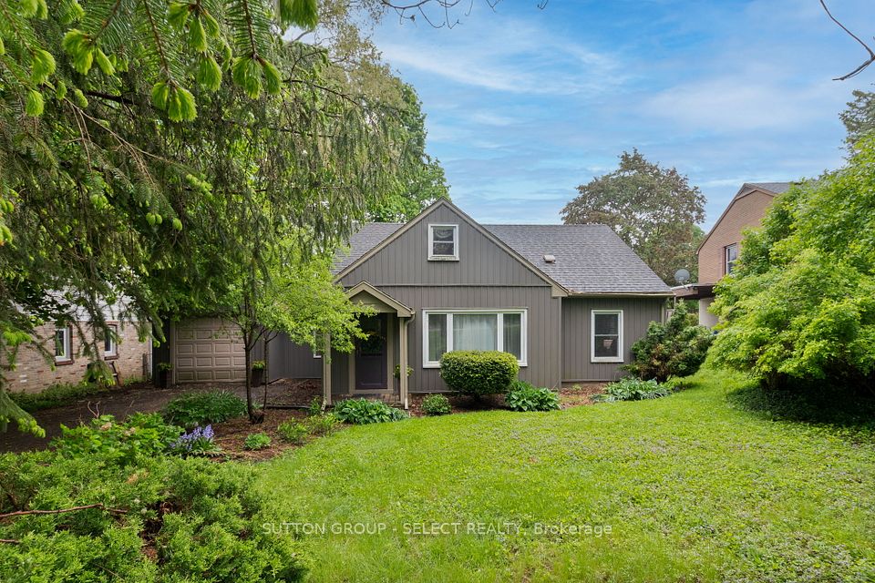 570 Kingsway