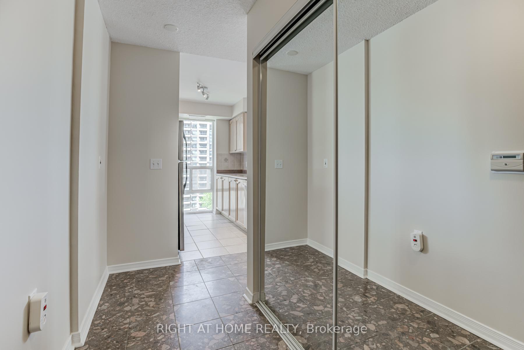 1 Bedroom Condo at 28 Olive, Toronto For sale