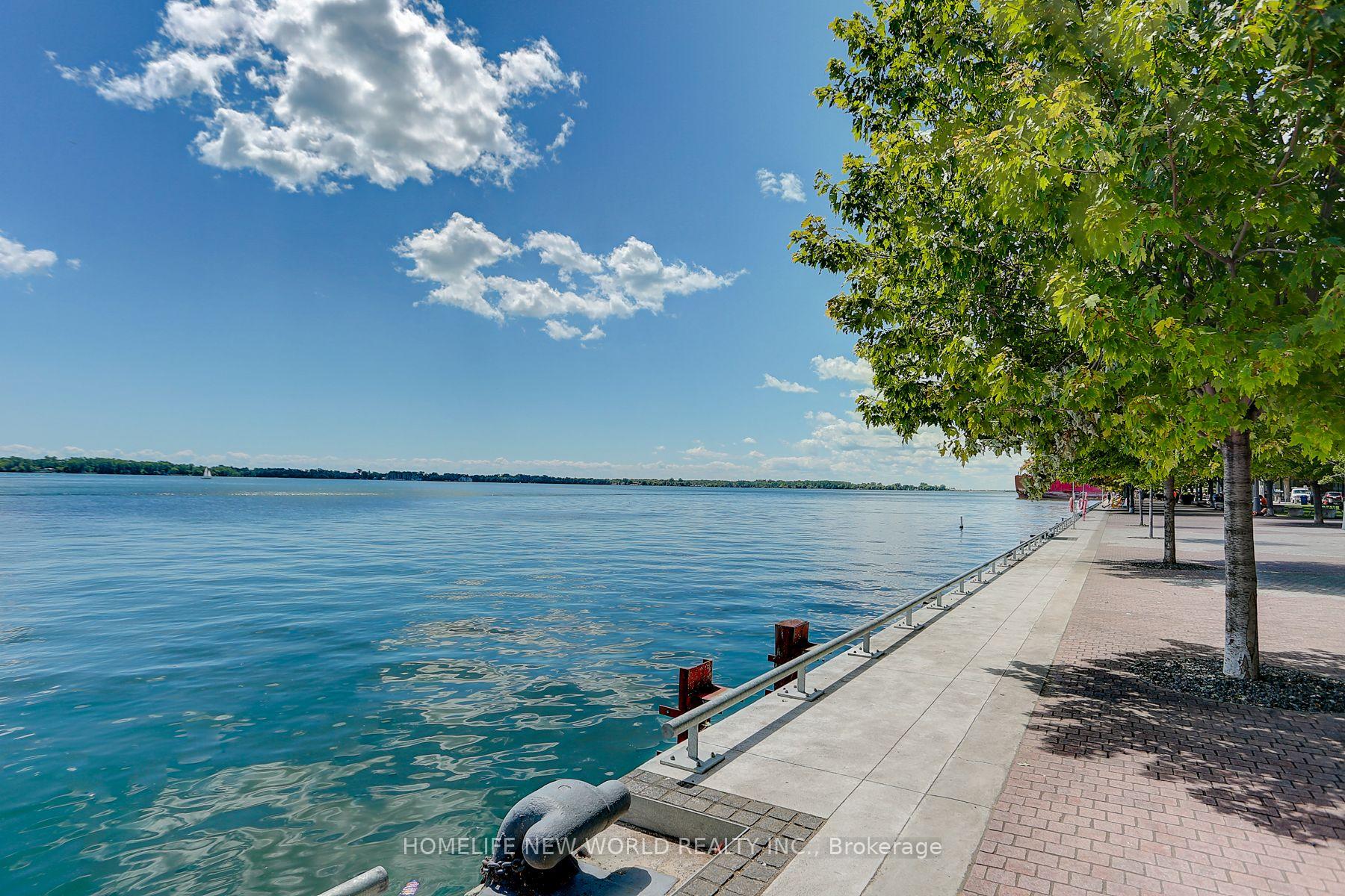 1 Bedroom Condo at 15 Queens, Toronto For sale