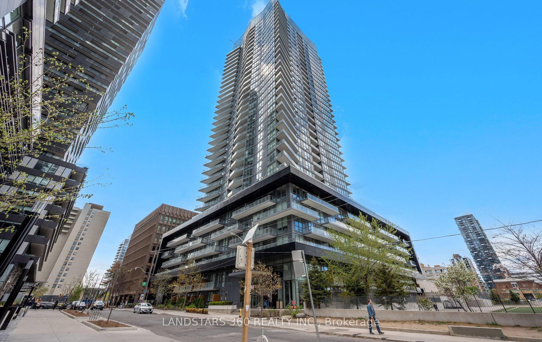 1 Bedroom Condo at 30 Roehampton, Toronto For sale