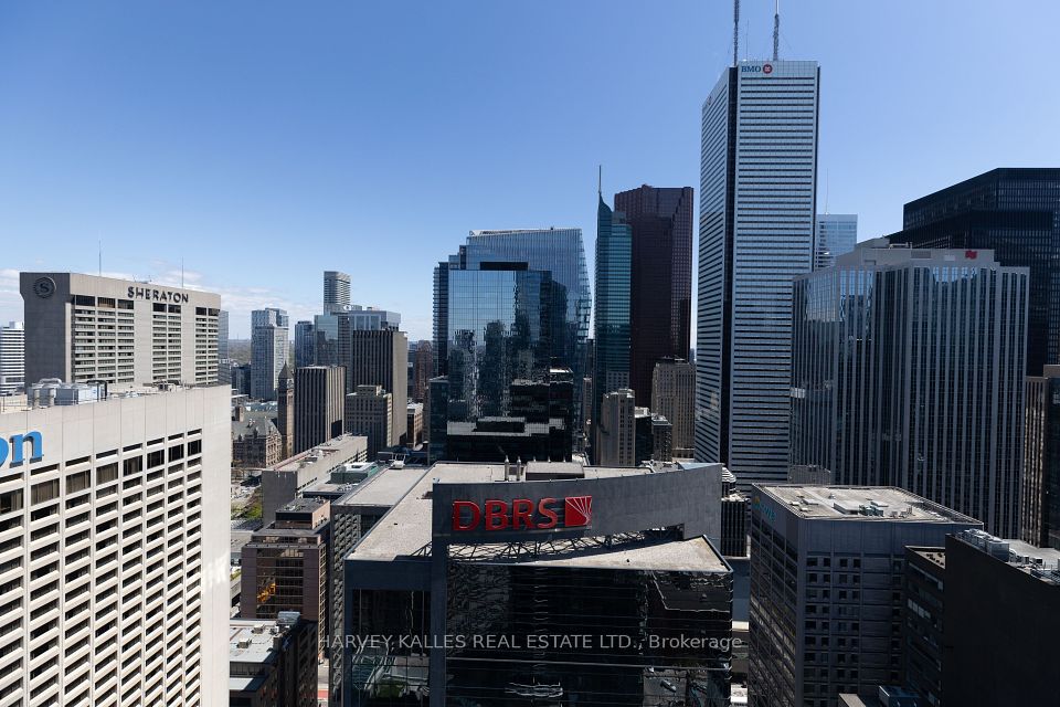 180 University Avenue 3808