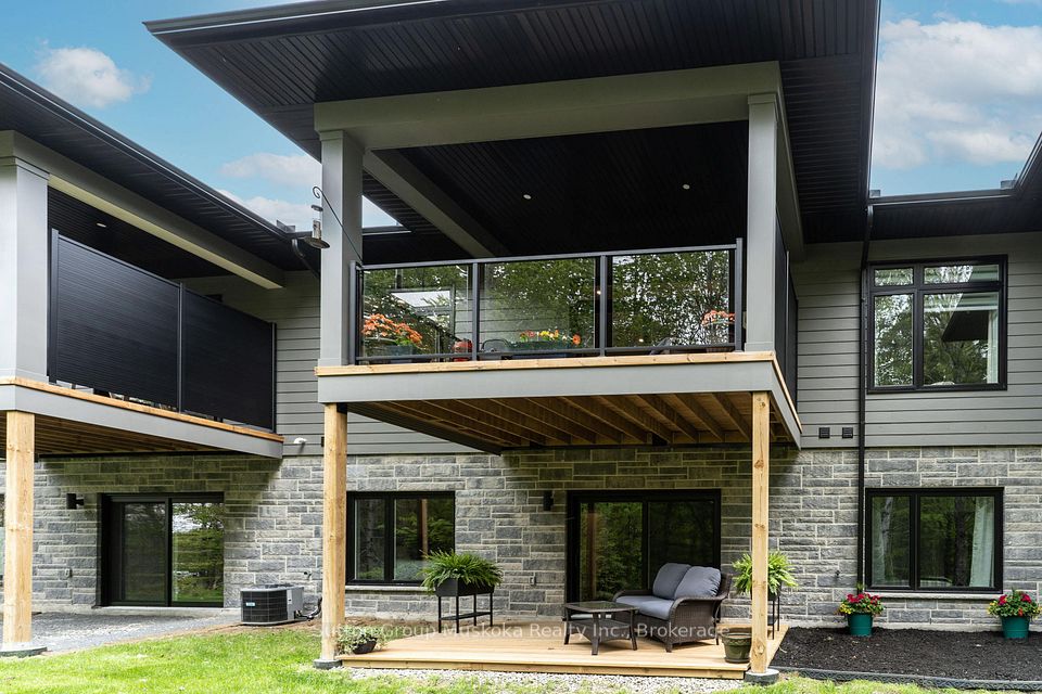 9 Jack Street ; MLS ID: X12168947