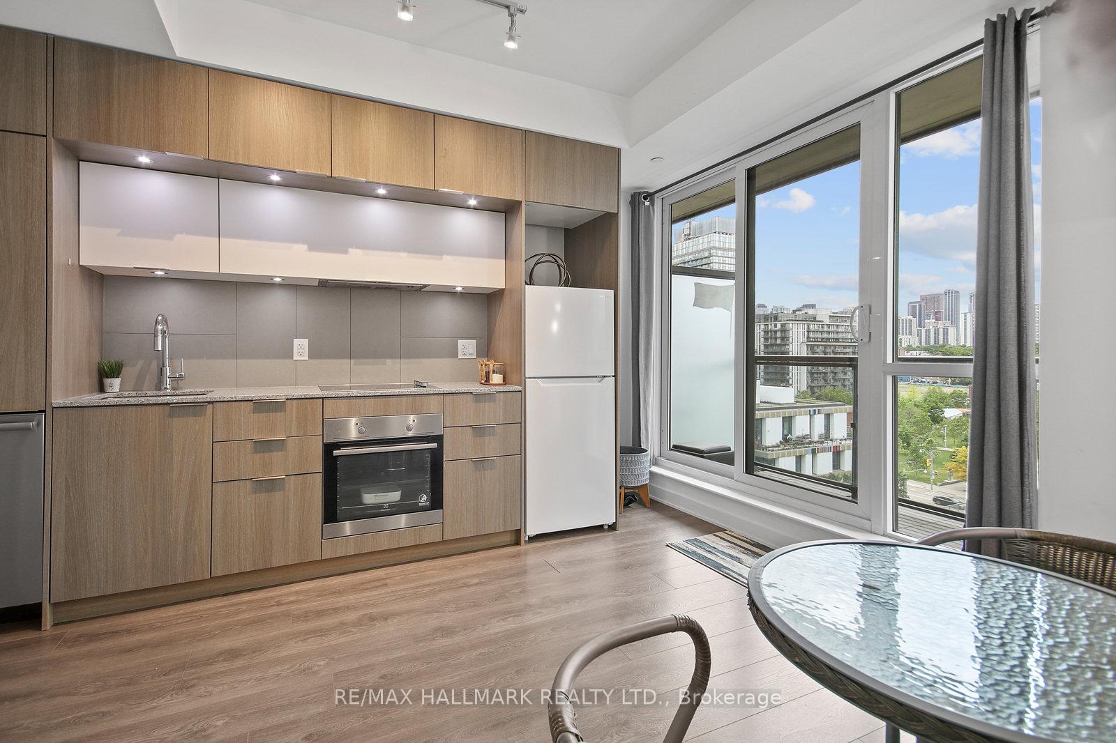 Condo at 55 Regent Park, Toronto For sale