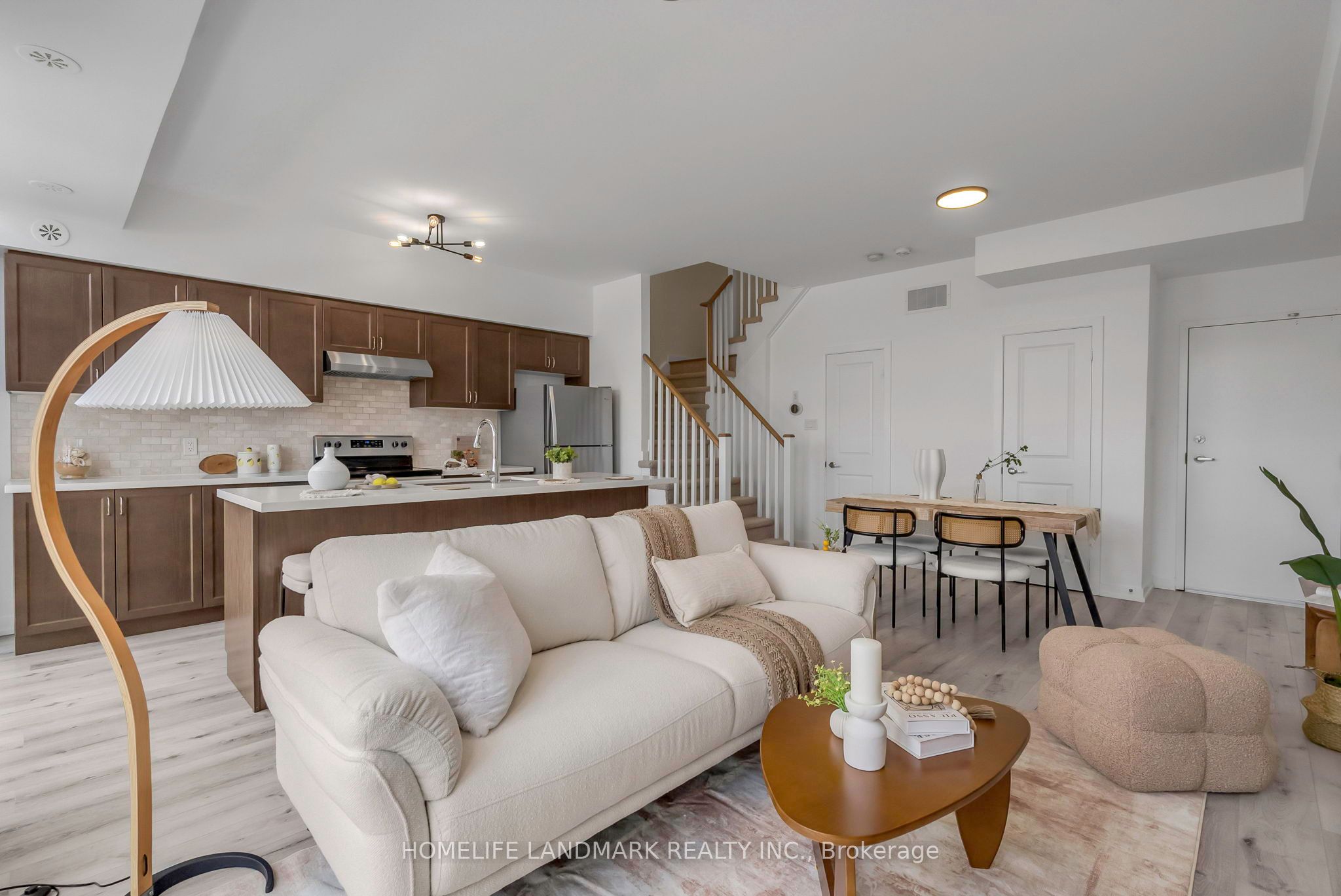 1 Whitaker Way, #417