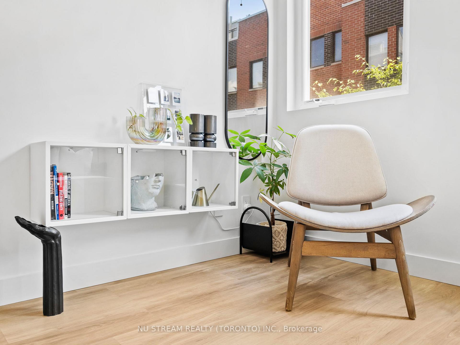 2 Bedrooms Condo at 873 Wilson, Toronto For sale