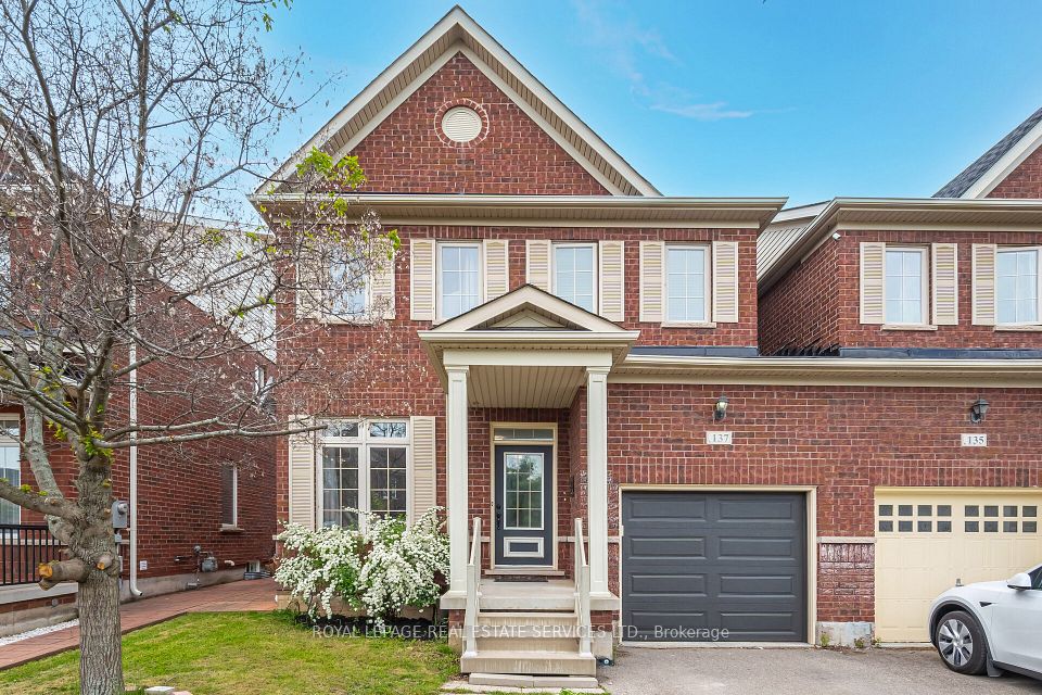137 Holmes Crescent