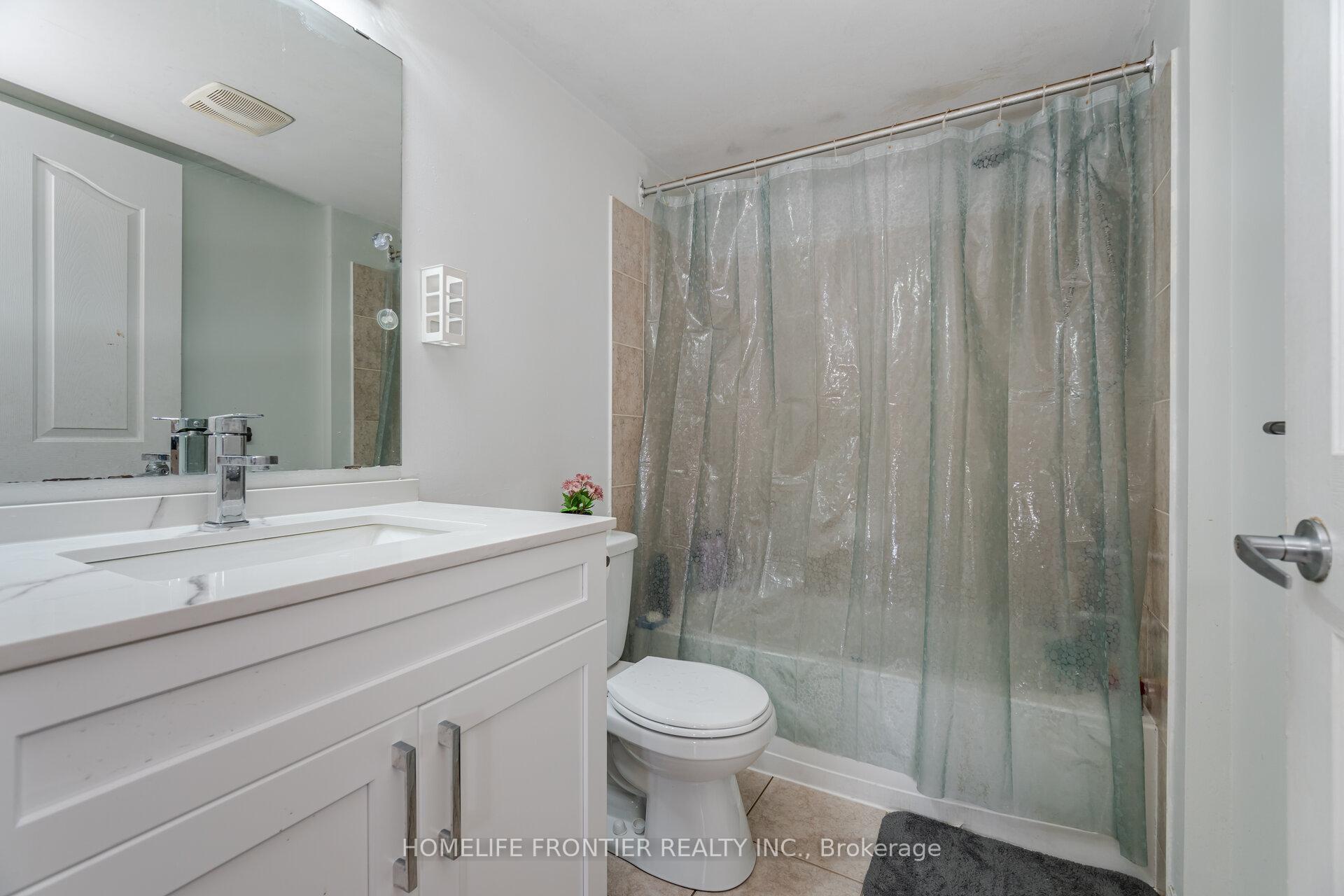 2 Bedrooms Condo at 5225 Finch,  Toronto For sale