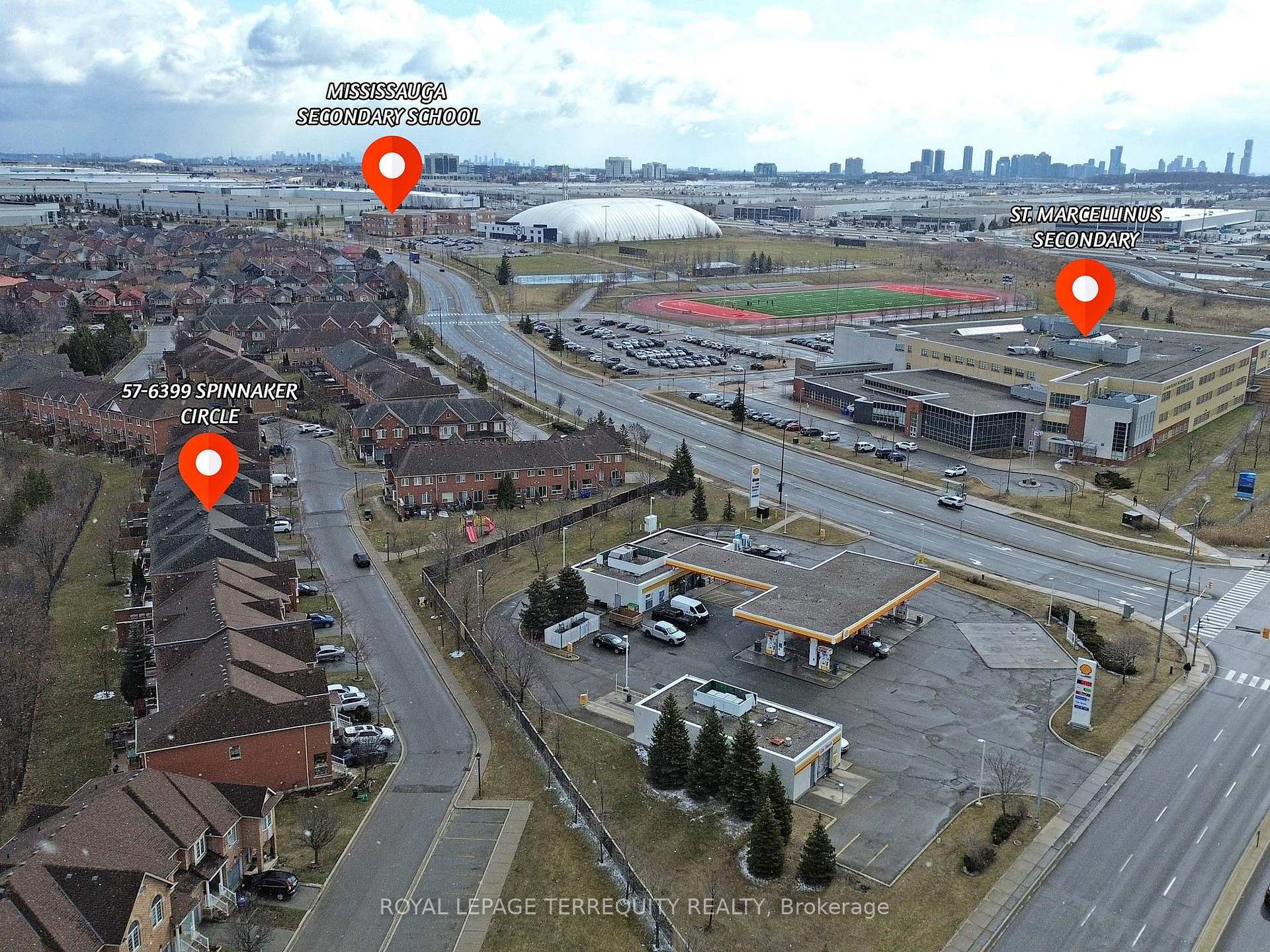4 Bedrooms Condo at 6399 Spinnaker,  Mississauga For sale