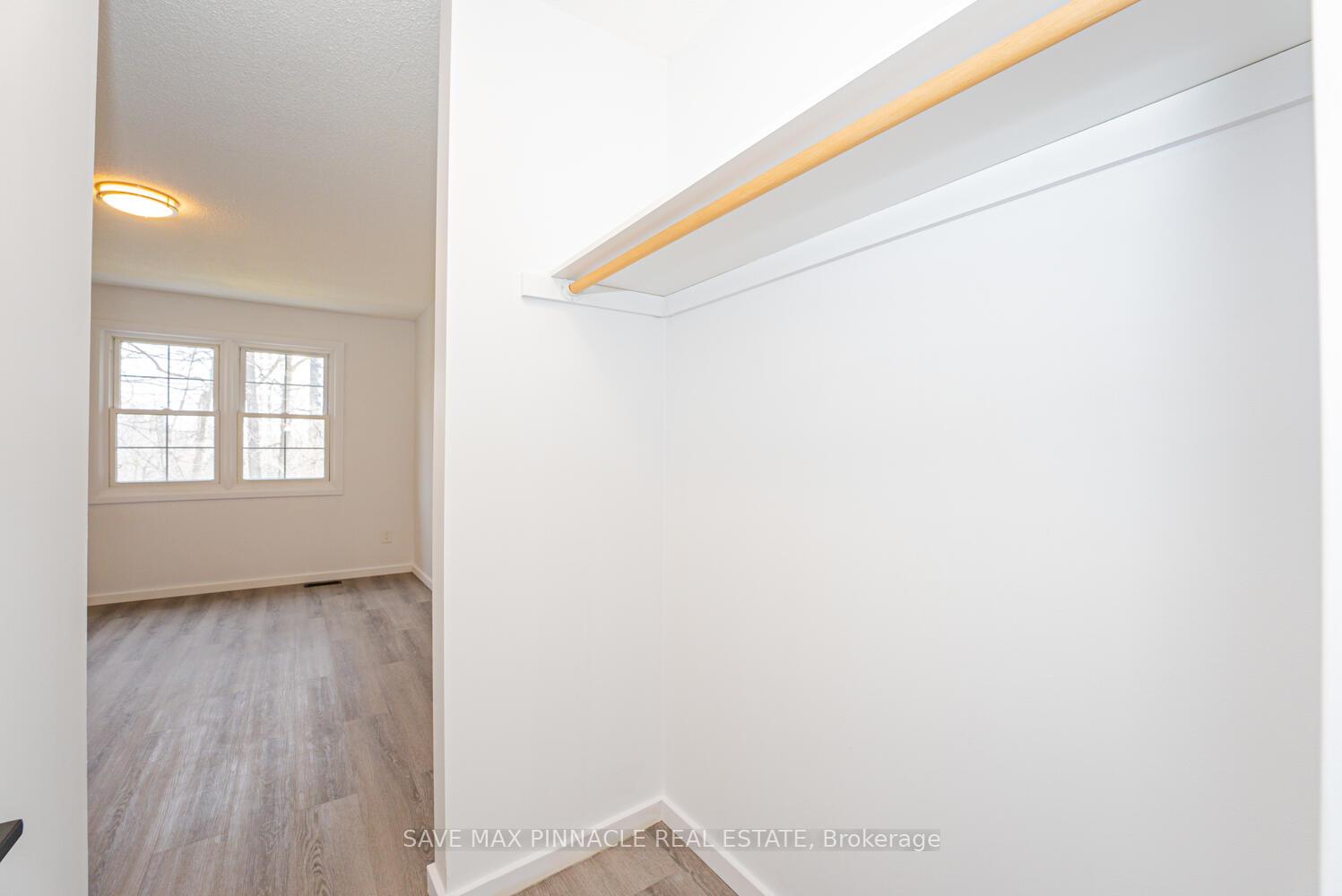 4 Bedrooms Condo at 2120 Rathburn,  Mississauga For sale