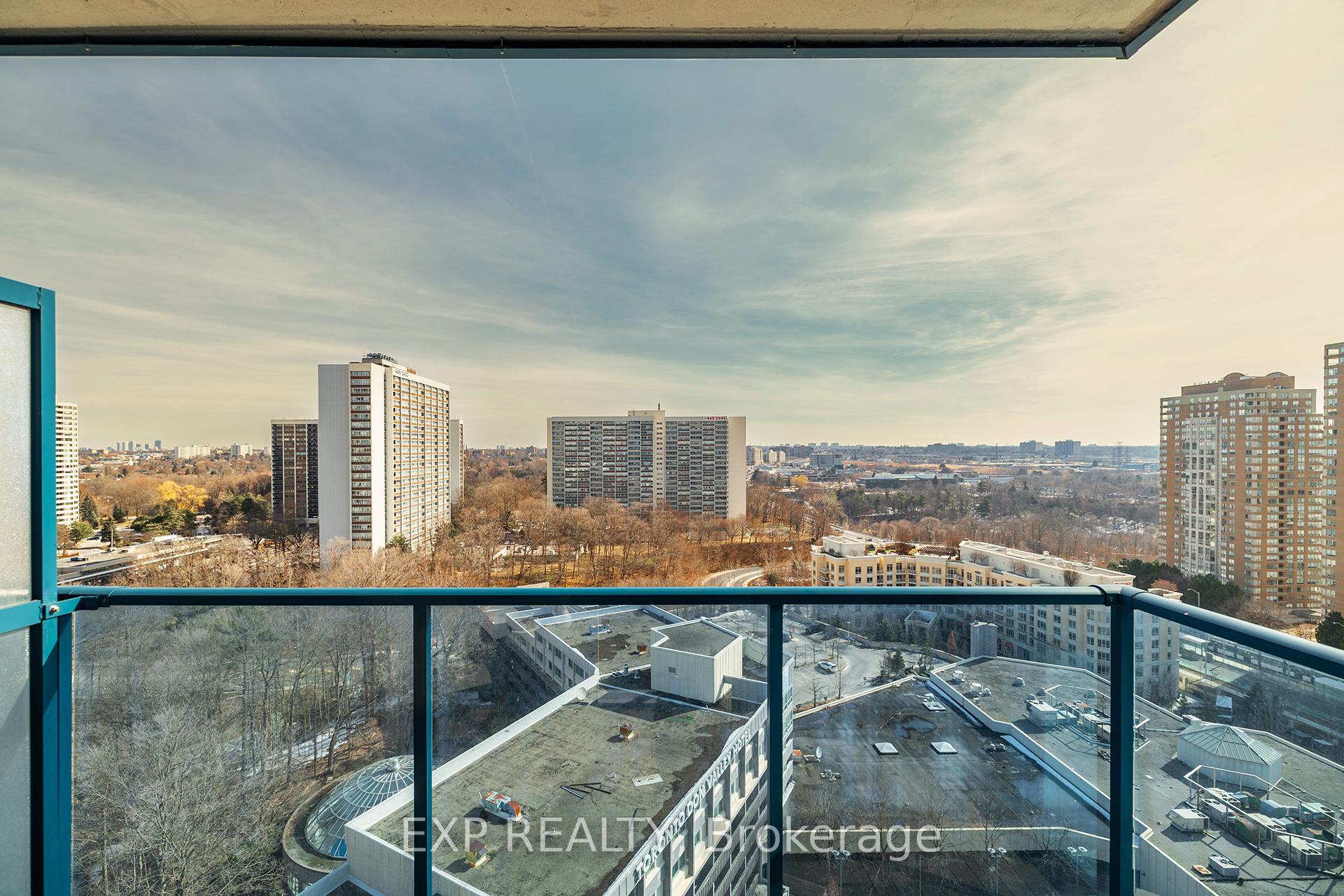 1 Bedroom Condo at 181 Wynford, Toronto For sale