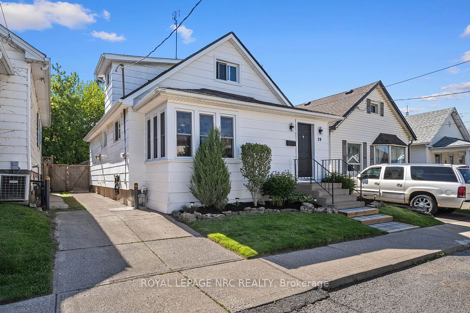 39 RICHMOND Avenue