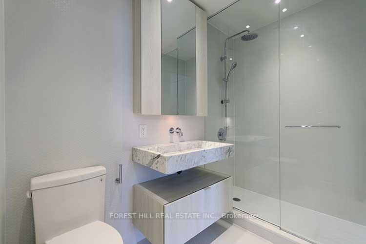 2 Bedrooms Condo at 11 Yorkville, Toronto For sale