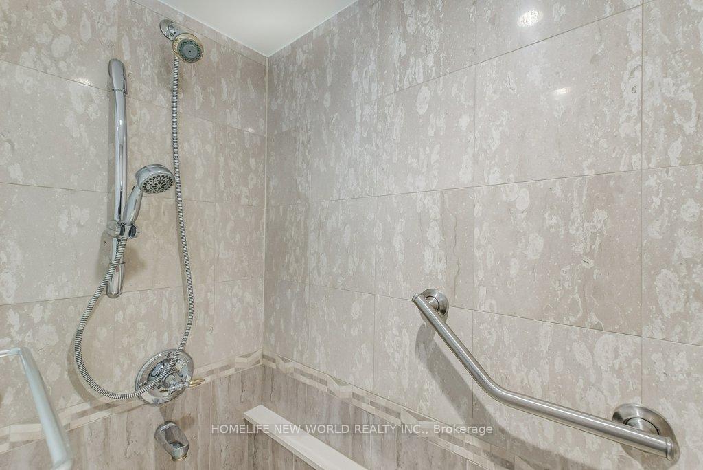 1 Bedroom Condo at 140 Simcoe,  Toronto For sale