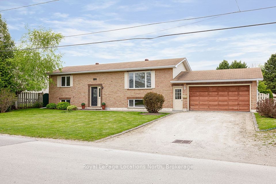 386 Walnut