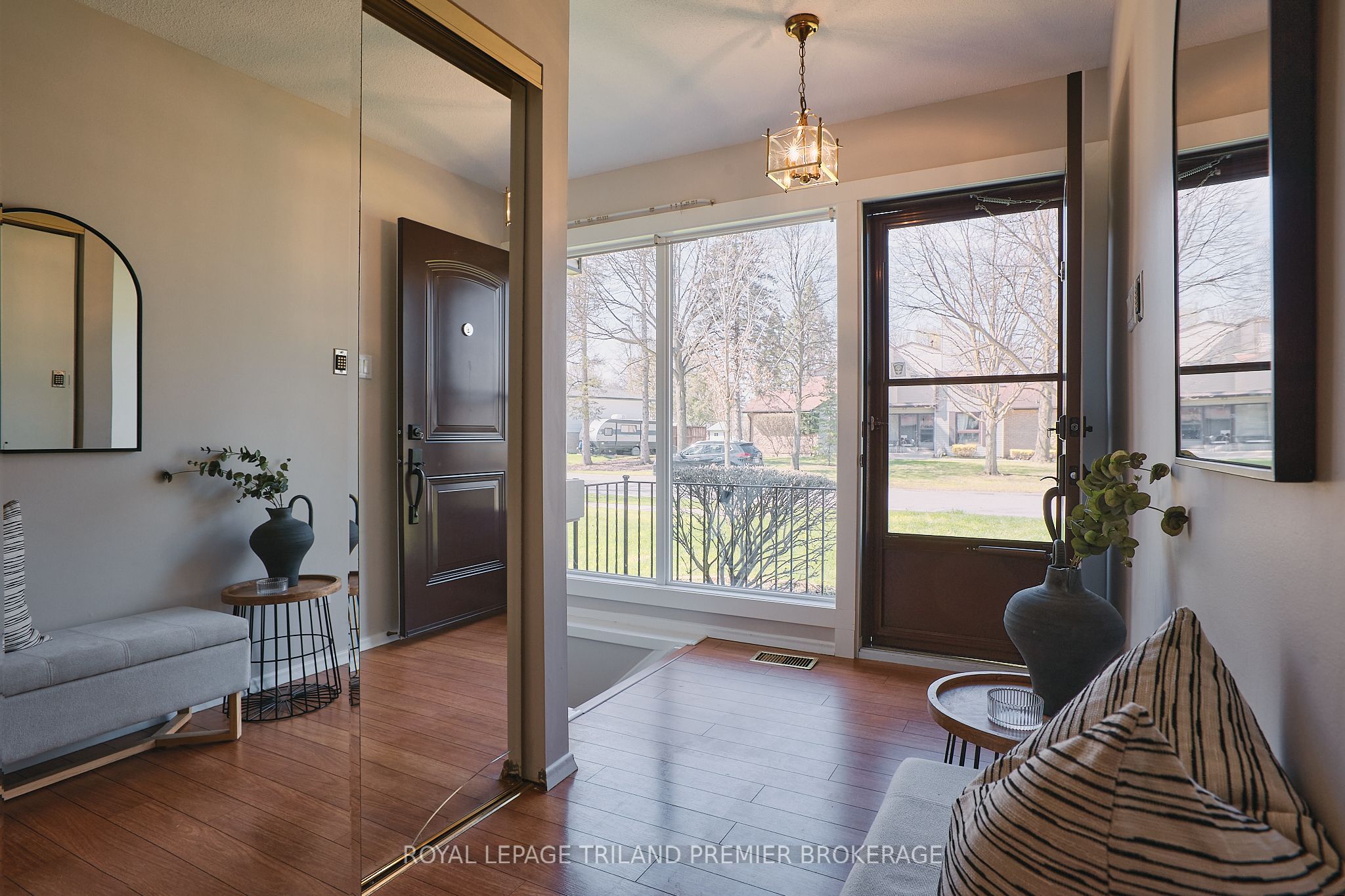 53 Brixham Road, London South, ON N6K 1P7