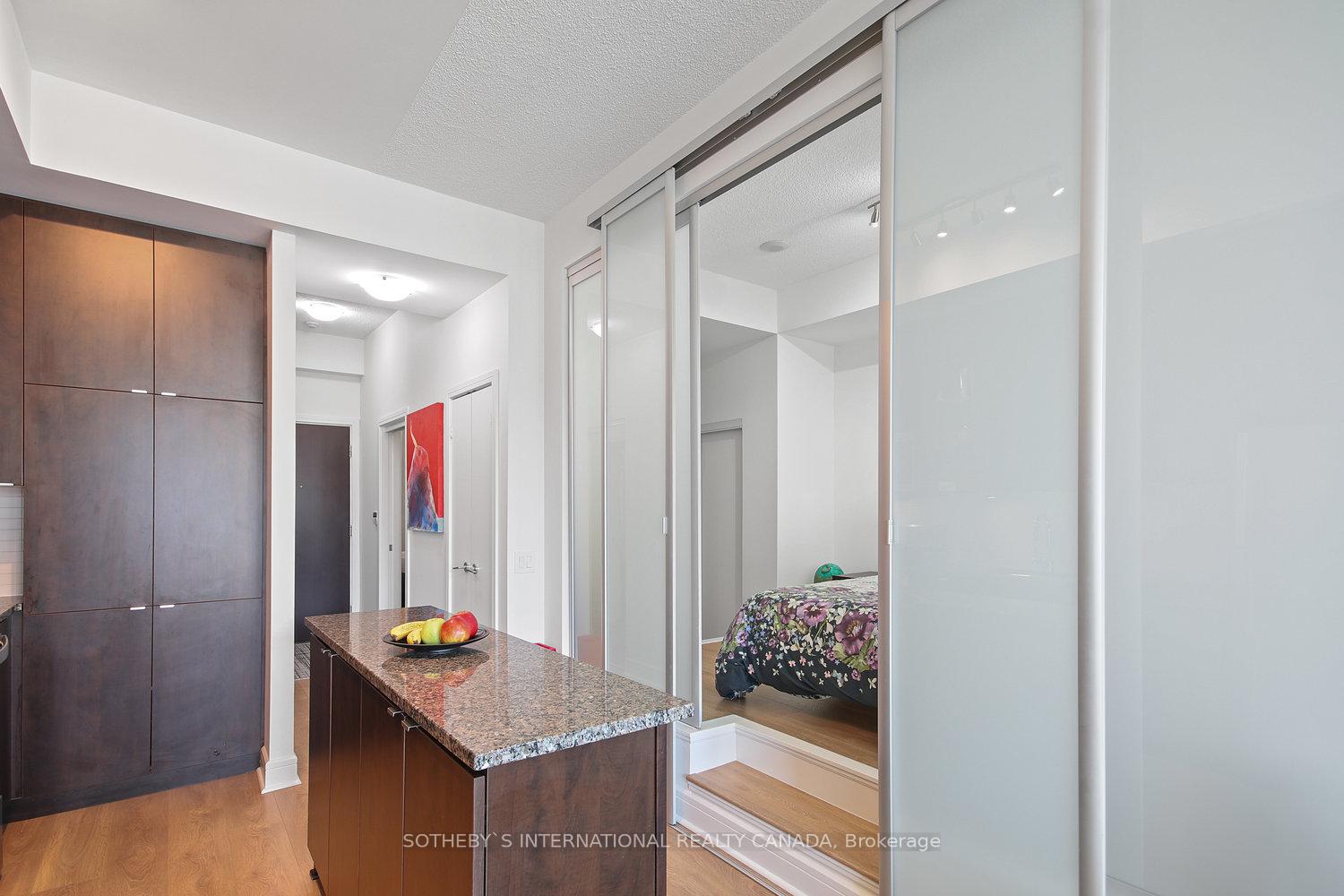 2 Bedrooms Condo at 116 George,  Toronto For sale