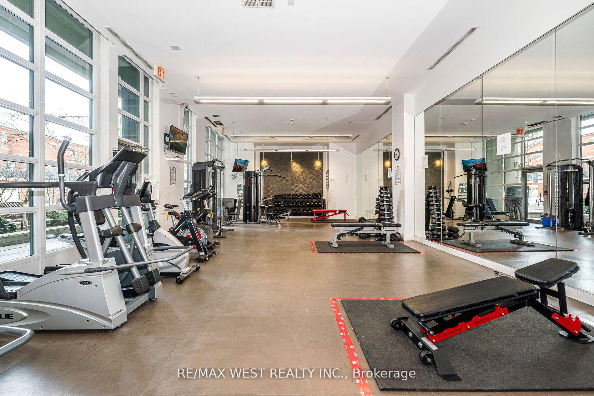2 Bedrooms Condo at 380 Macpherson, Toronto For sale