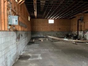https://trreb-image.ampre.ca/_FR7vVyZyAhisZLSAaHgjLglQM15iAtke_dHhGikePI/rs:fit:960:960/wm:.5:so:0:50:.4/wmsh:10/wmt:PHNwYW4gZm9yZWdyb3VuZD0nd2hpdGUnIGZvbnQ9JzY4Jz5DUkVJTEFORCBDT05TVUxUQU5UUyBSRUFMVFkgSU5DLiwgQnJva2VyYWdlPC9zcGFuPg/L3RycmViL2xpc3RpbmdzLzMyLzMzLzkxLzM0L3AvOGI3Zjc0NzUtZjNjNi00NTdhLWI4MTEtNTc5MmI5NDc2MmM3LmpwZw.jpg