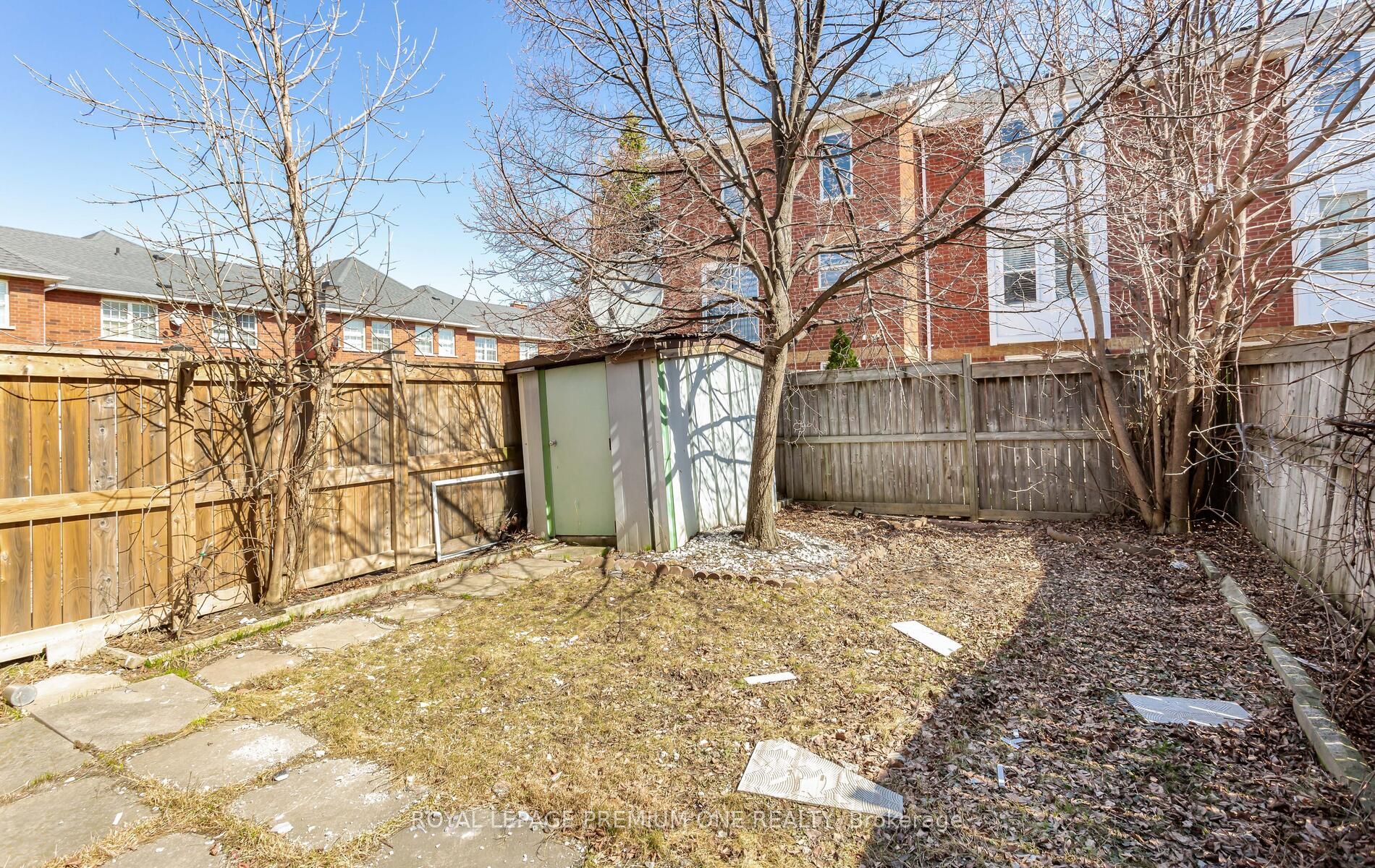 6860 MeadowvaleTownCentre Circle, #23