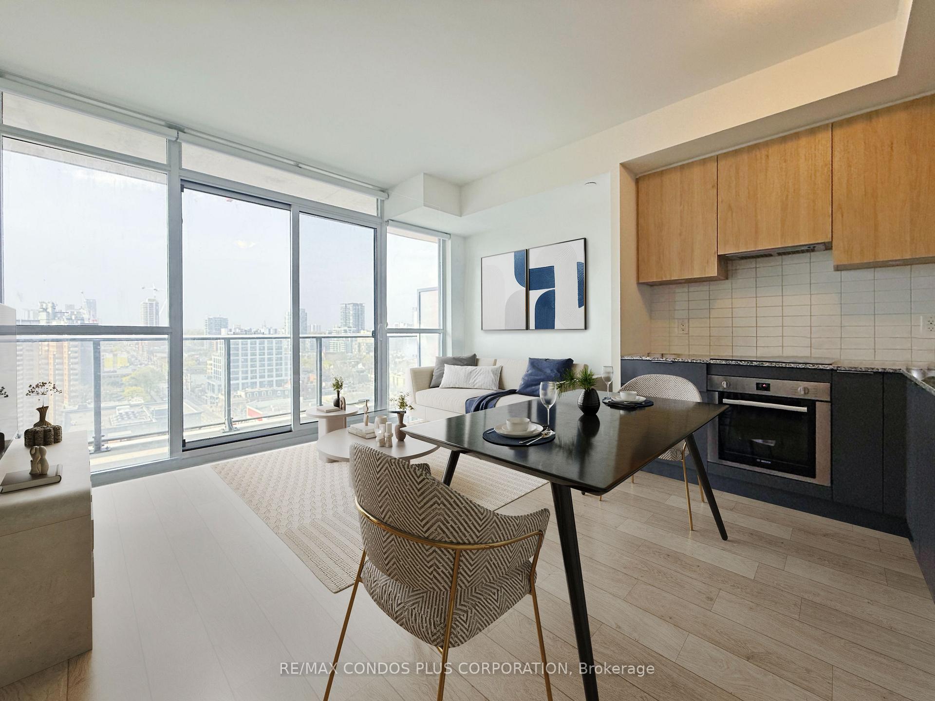 2 Bedrooms Condo at 120 Parliament,  Toronto For sale