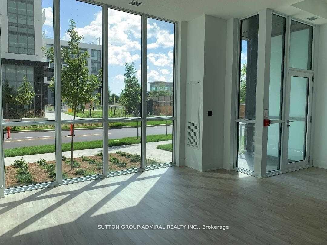 3 Bedrooms Condo at 70 Annie Craig, Toronto For sale