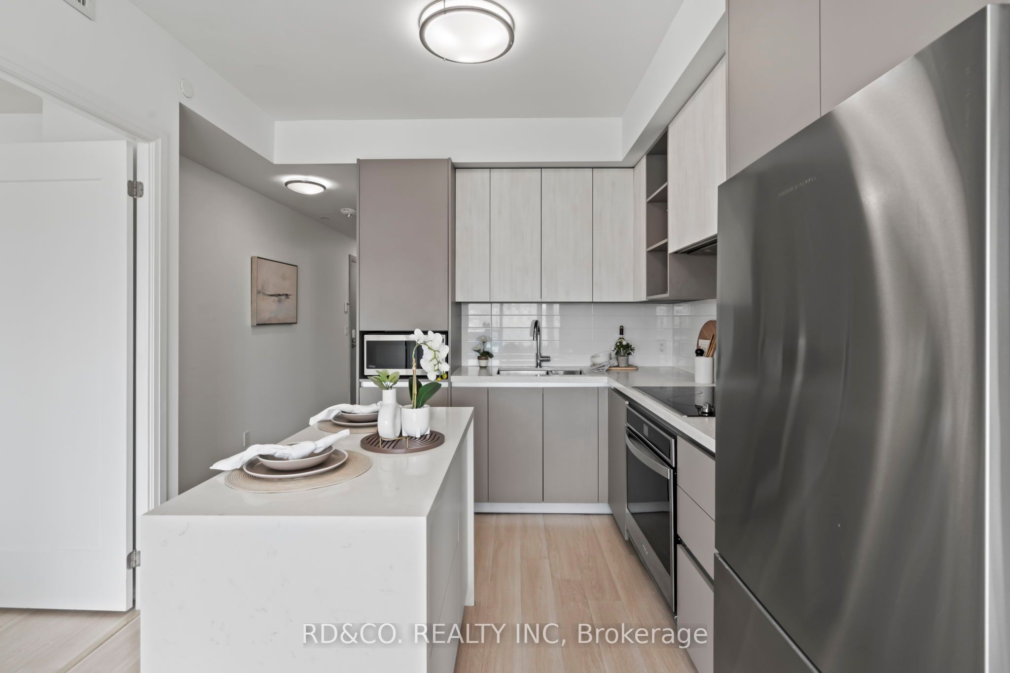 398 Highway 7 Road E, #601