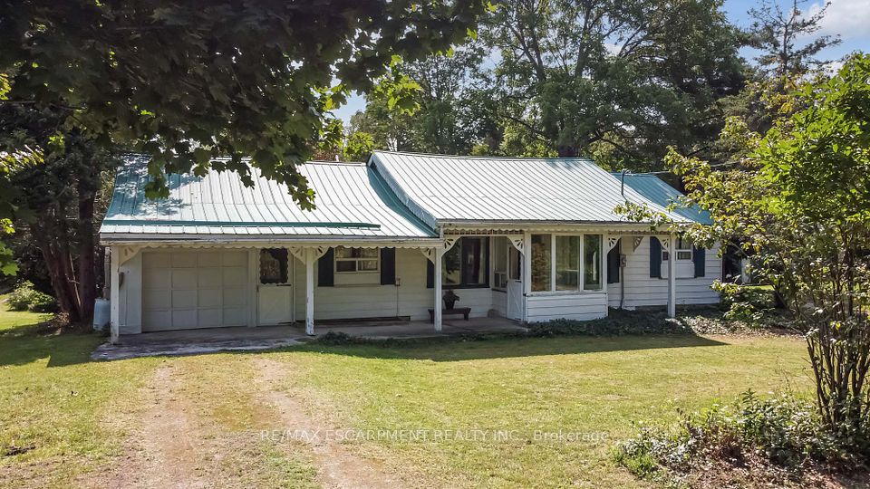 530 10th Concession
